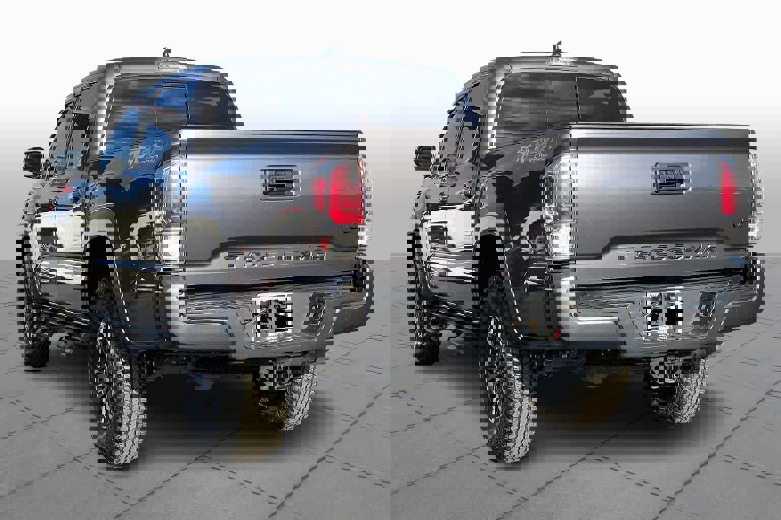 Used 2023 Toyota Tacoma TRD Off-Road image 12