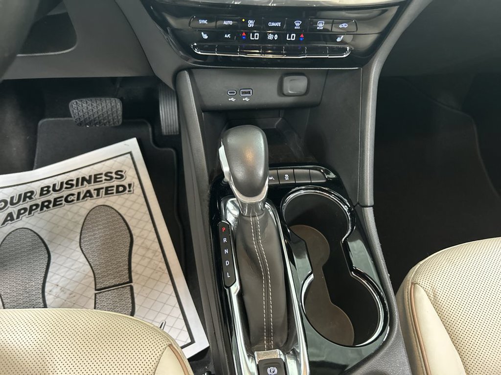Certified 2024 Buick Encore GX Avenir w/ Avenir Convenience Package AWD/4WD image 17