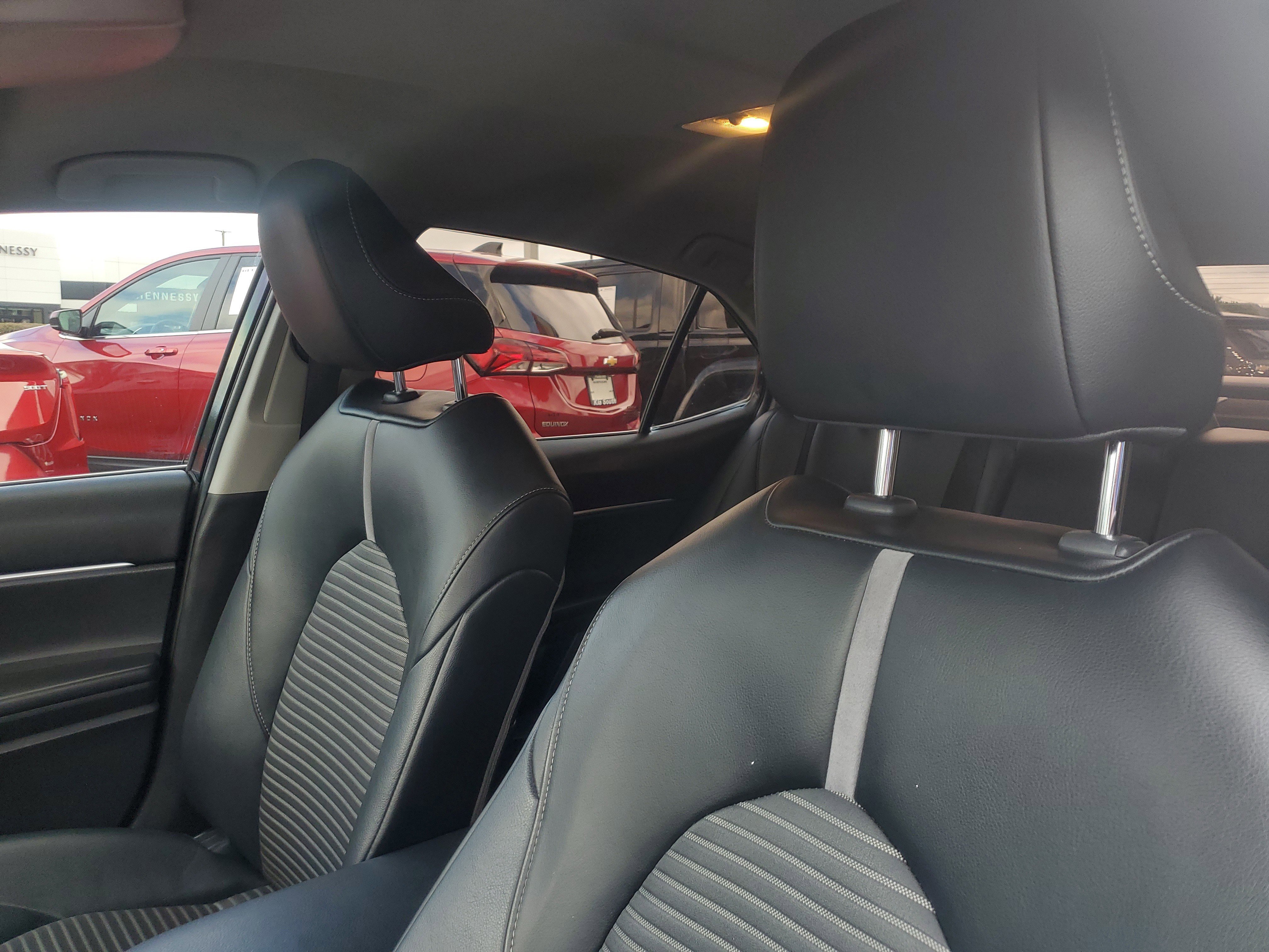 Used 2023 Volvo XC60 B6 Ultimate image 16