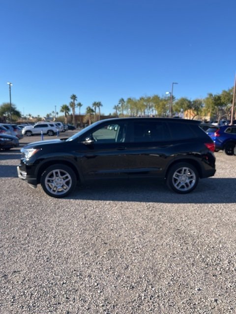 Certified 2025 Honda Passport EX-L image 3