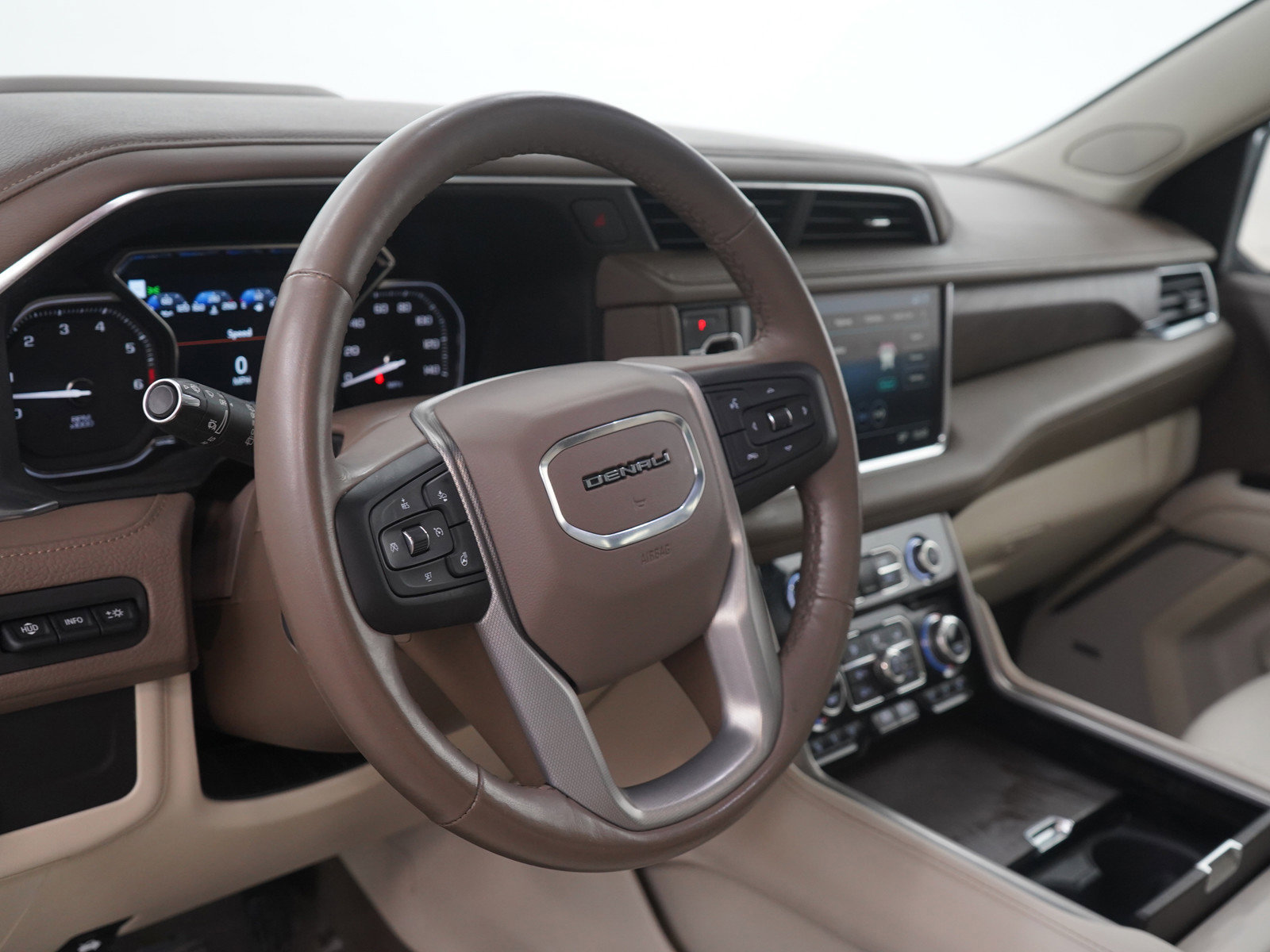 Used 2021 GMC Yukon Denali image 24