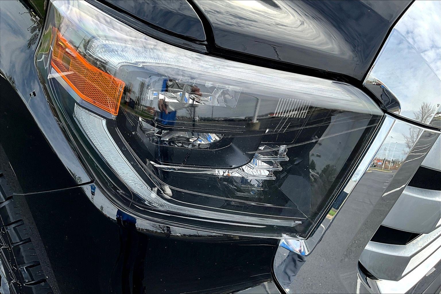 Used 2021 Toyota Tundra Limited w/ Limited Premium Package image 34