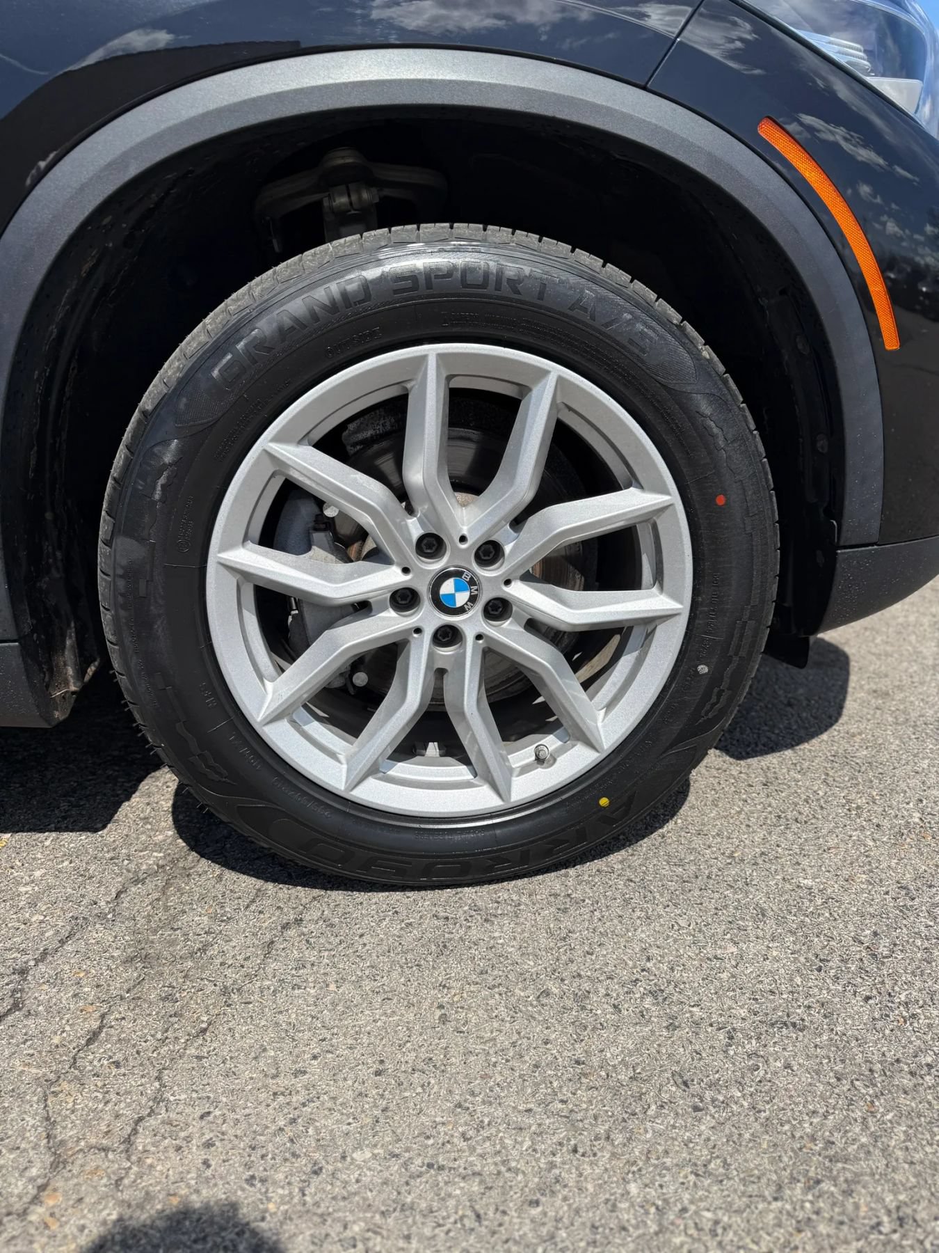 Used 2020 BMW X5 xDrive40i w/ Convenience Package AWD/4WD image 32