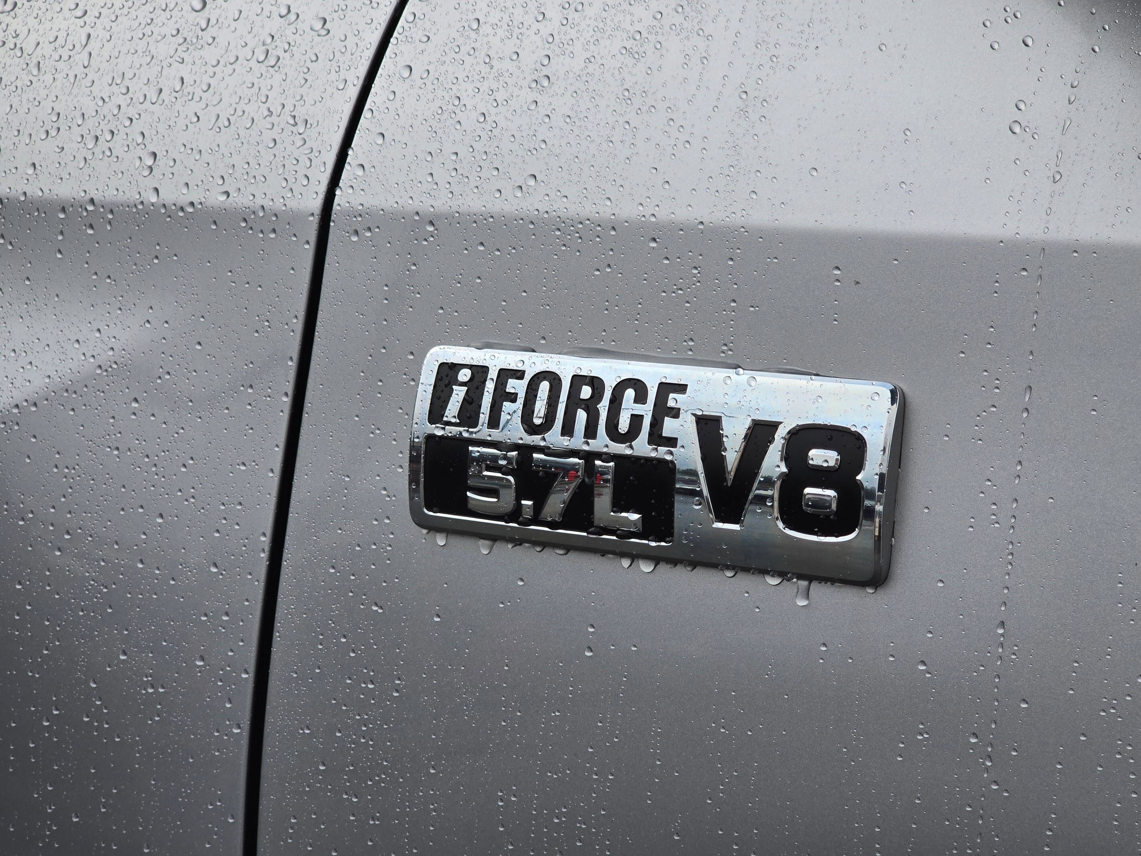 Used 2017 Toyota Tundra SR5 image 11