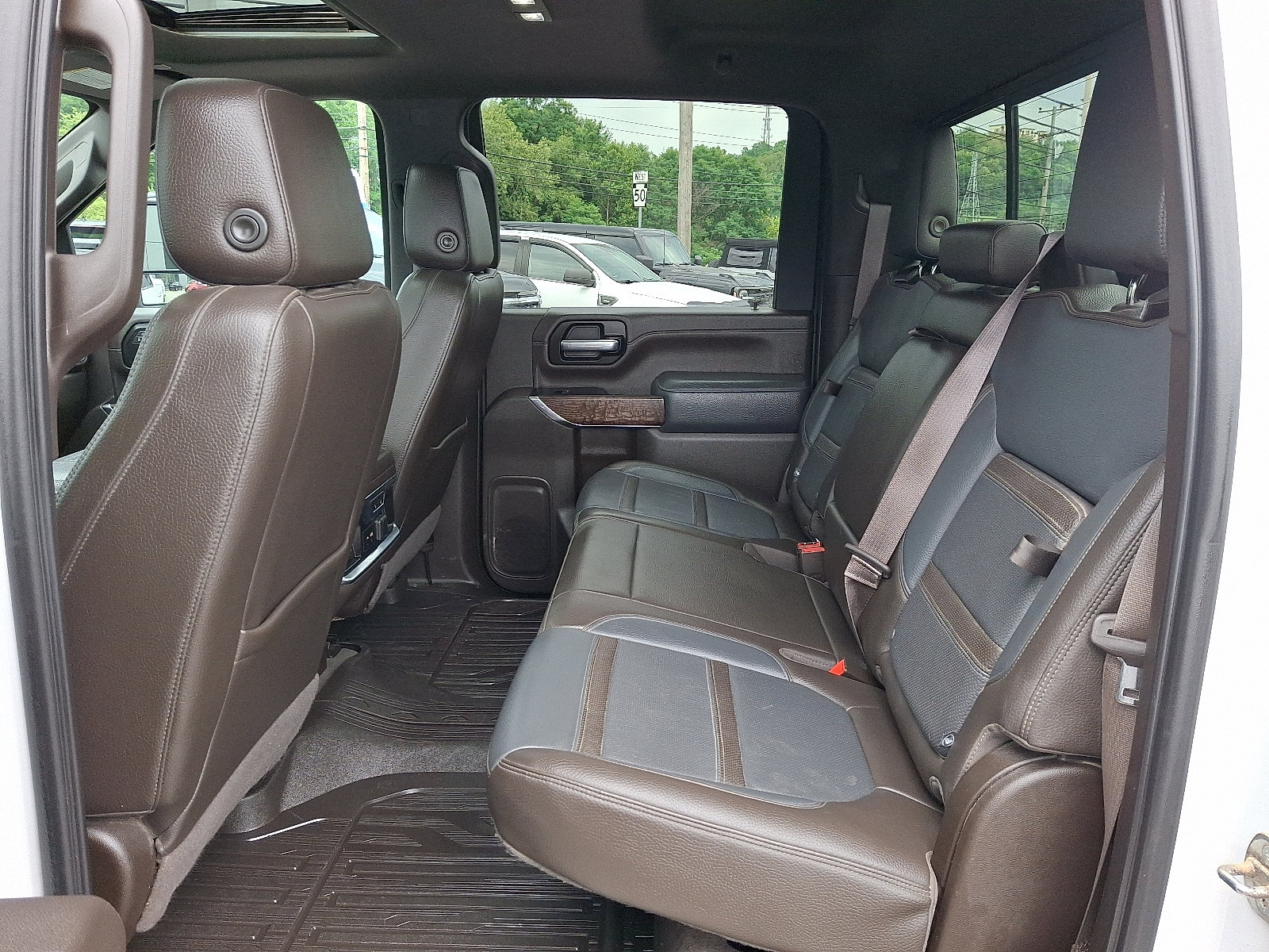 Used 2020 GMC Sierra 2500 Denali w/ Denali Ultimate Package AWD/4WD image 10