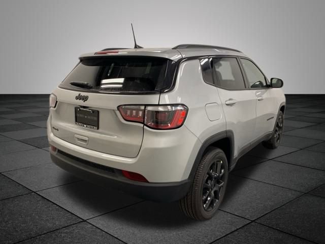 New 2026 Jeep Compass Latitude image 6