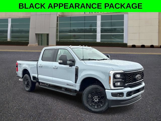 New 2026 Ford F250 Lariat w/ Black Appearance Package