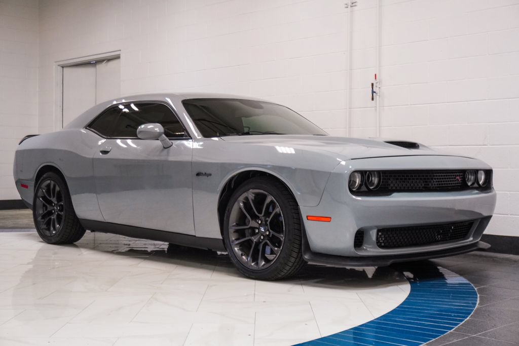Used 2021 Dodge Challenger R/T Scat Pack RWD image 5