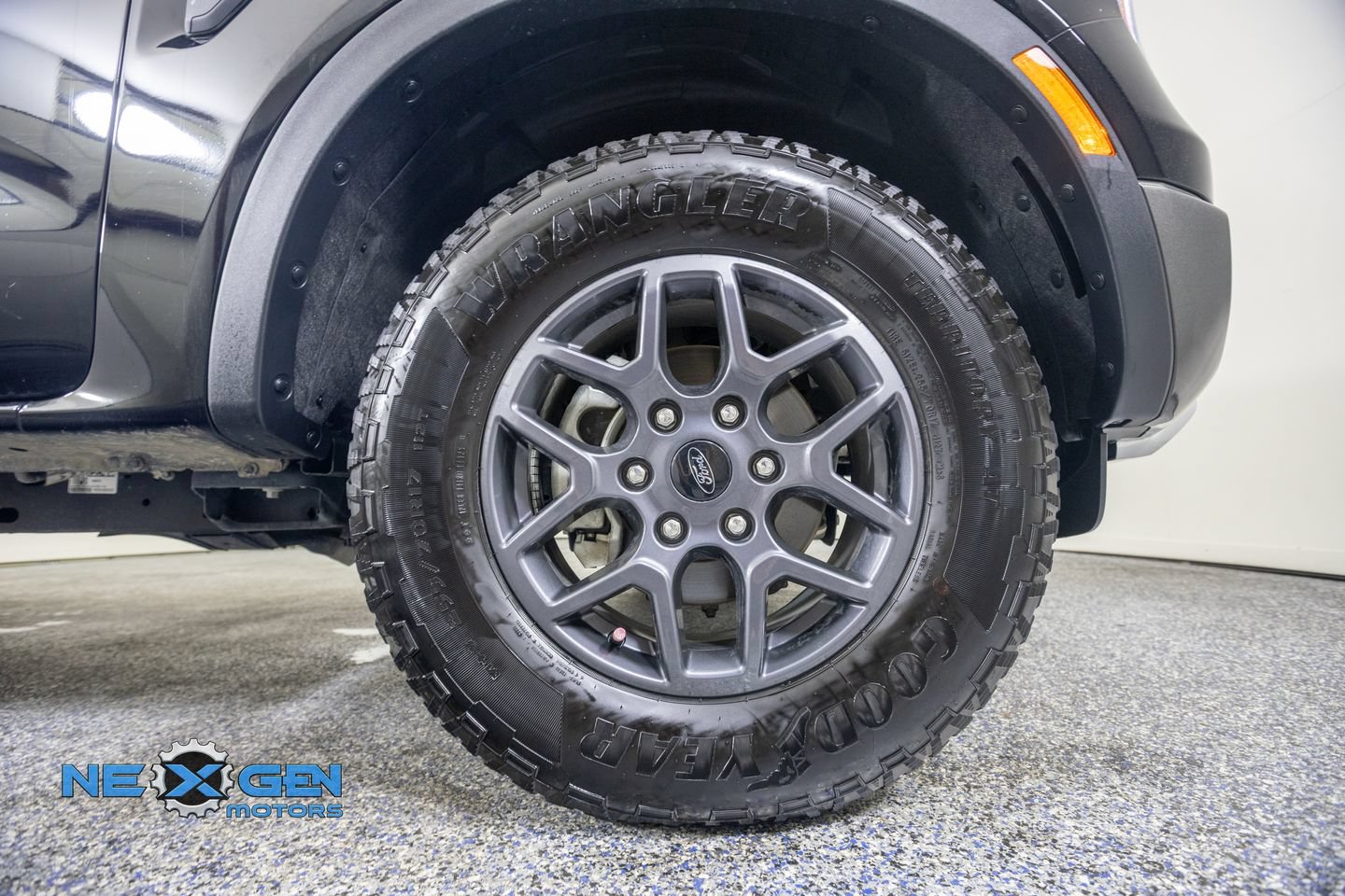 Used 2025 Ford Ranger XLT w/ Equipment Group 301A High AWD/4WD image 46
