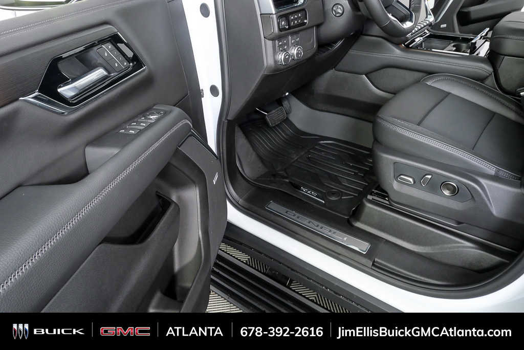 New 2026 GMC Yukon XL Denali image 8