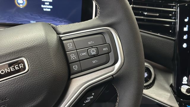 New 2026 Jeep Grand Wagoneer 4WD image 19