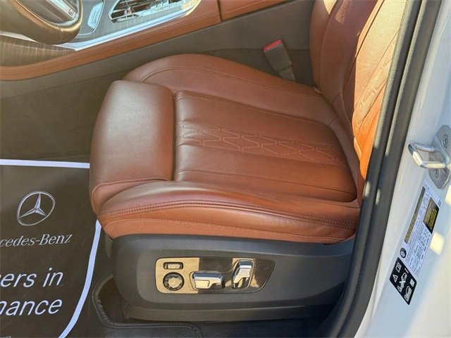 Used 2024 BMW X7 xDrive40i w/ Executive Package image 19