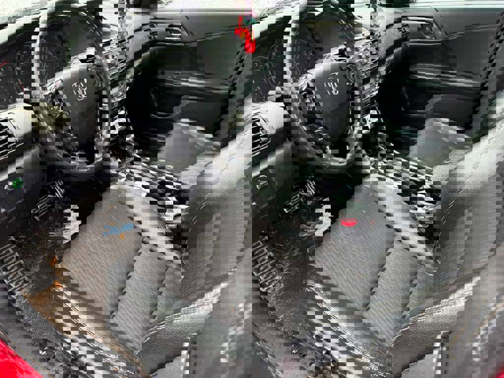 Used 2016 Honda Accord Sport image 3