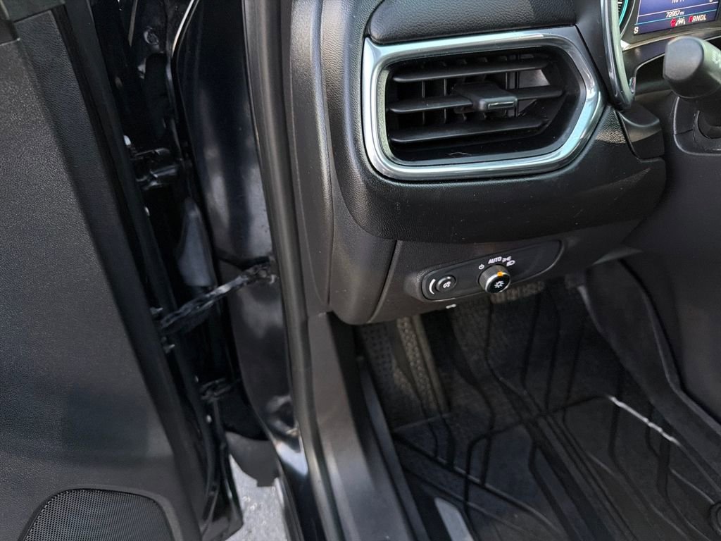 Used 2022 Chevrolet Equinox LT image 17