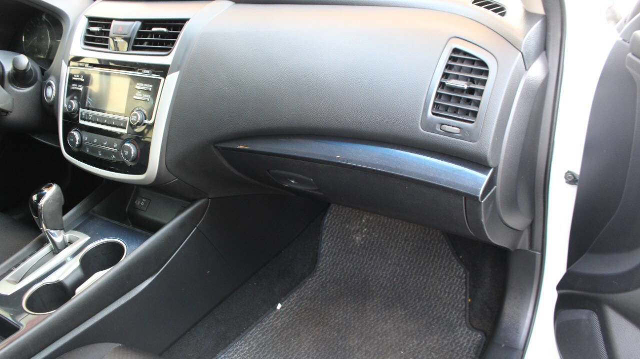 Used 2018 Nissan Altima 2.5 SR image 26