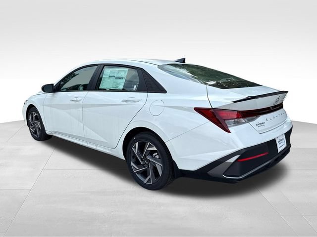 New 2025 Hyundai Elantra Sport FWD video 3