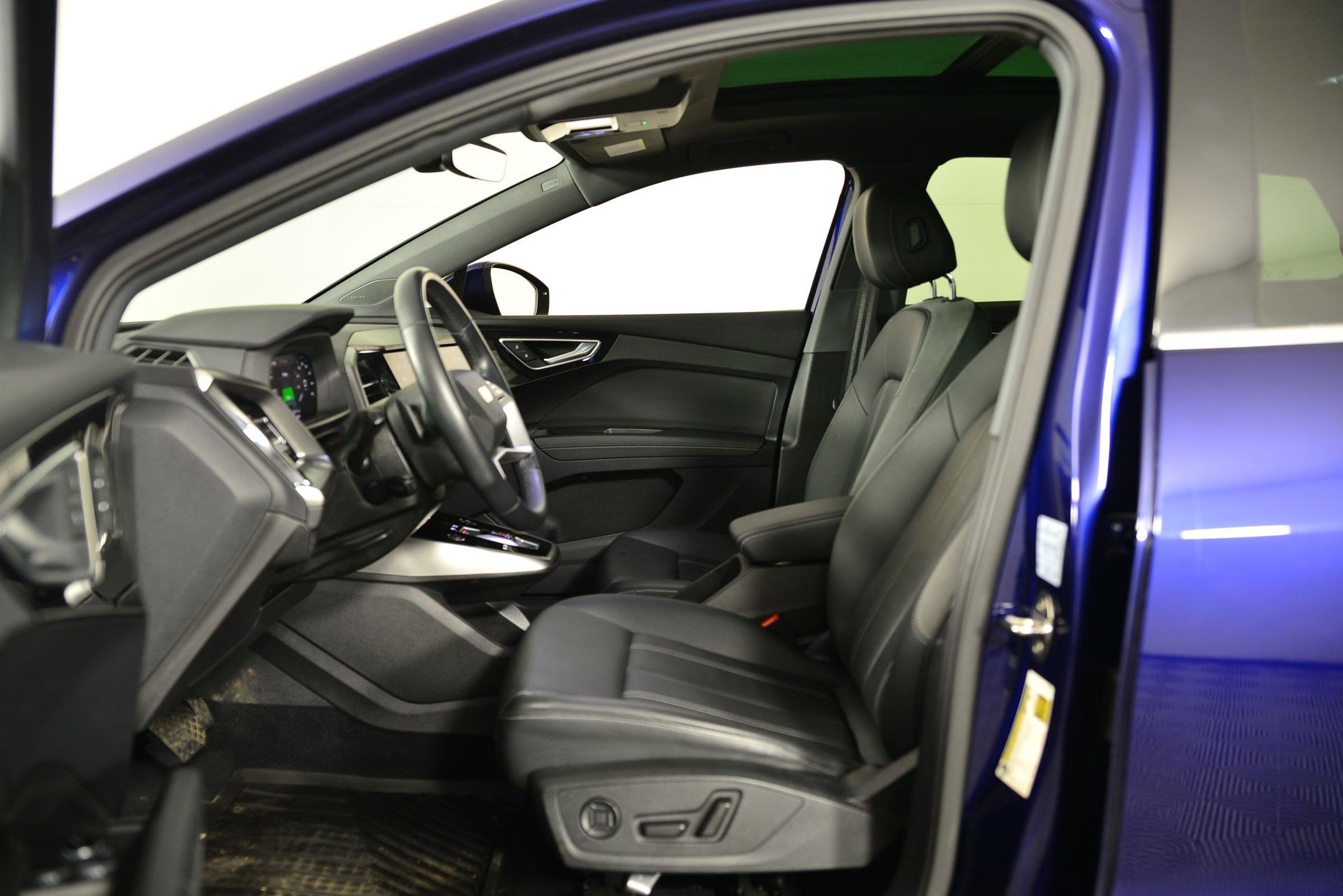 Certified 2023 Audi Q4 e-tron Premium Plus w/ Premium Plus image 26