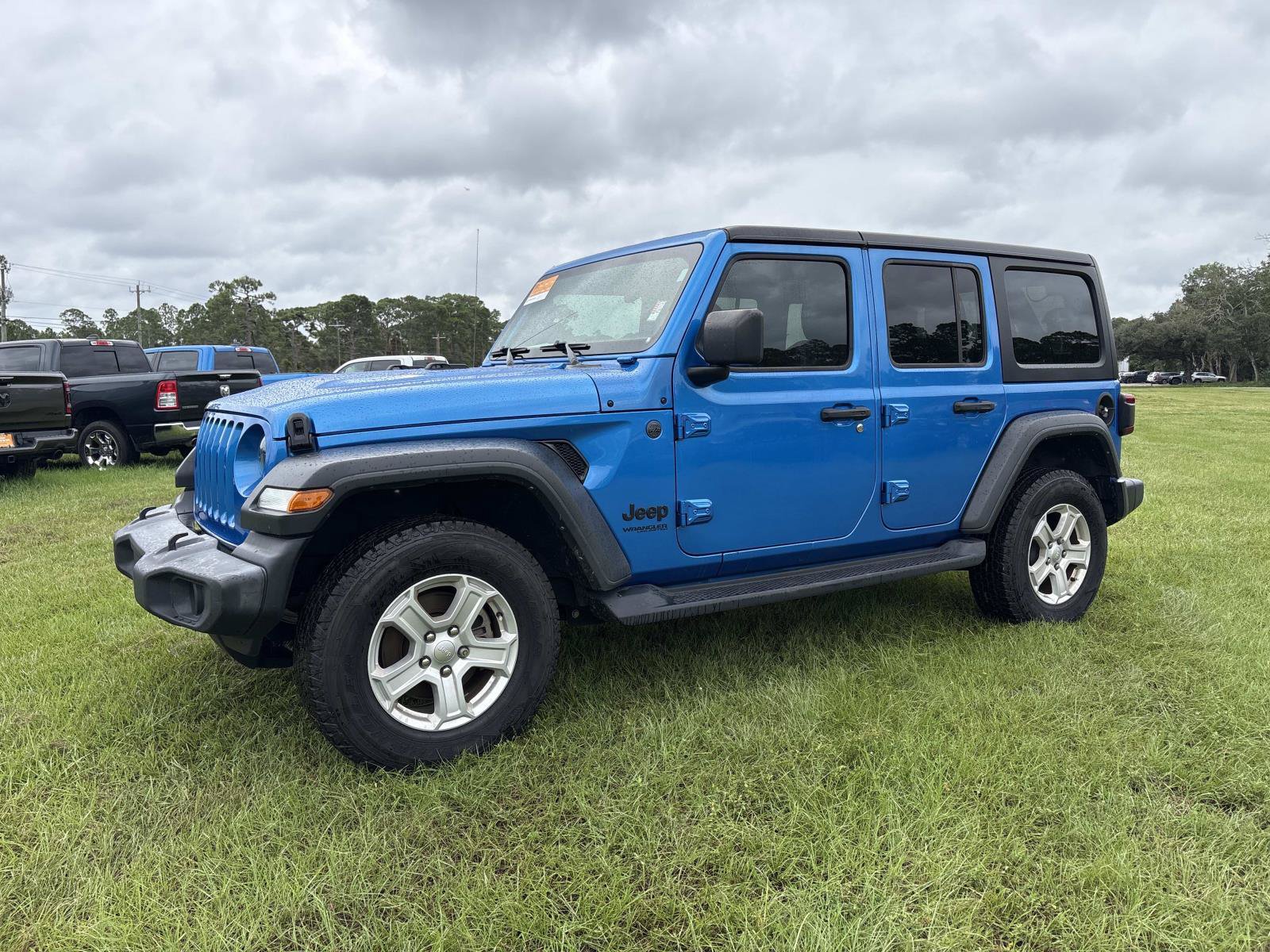 Certified 2022 Jeep Wrangler Unlimited Sport AWD/4WD image 7