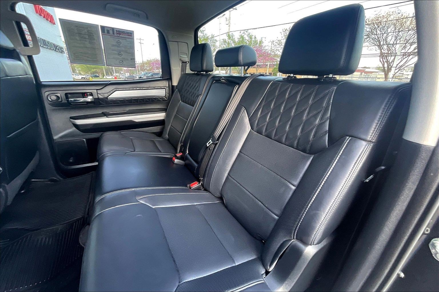 Used 2019 Toyota Tundra Platinum image 31