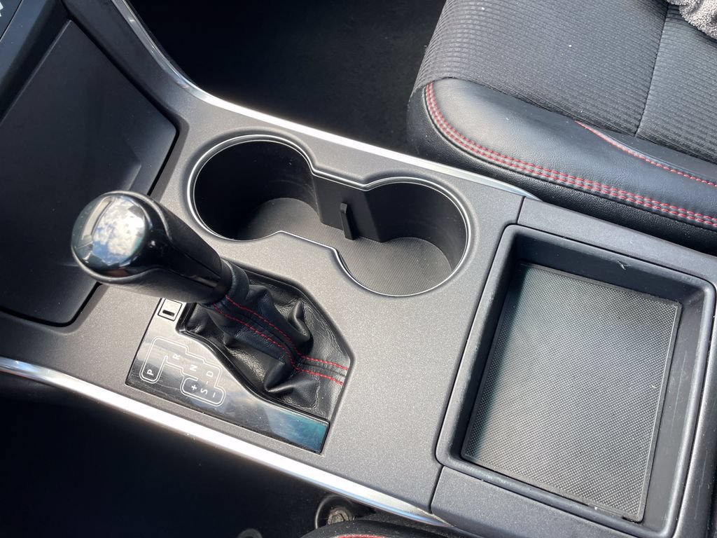 Used 2016 Toyota Camry SE FWD image 20