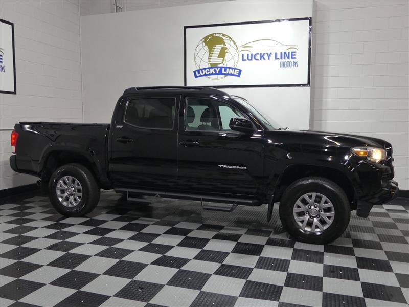 Used 2016 Toyota Tacoma SR5 w/ SR5 Appearance Package (SN) image 6