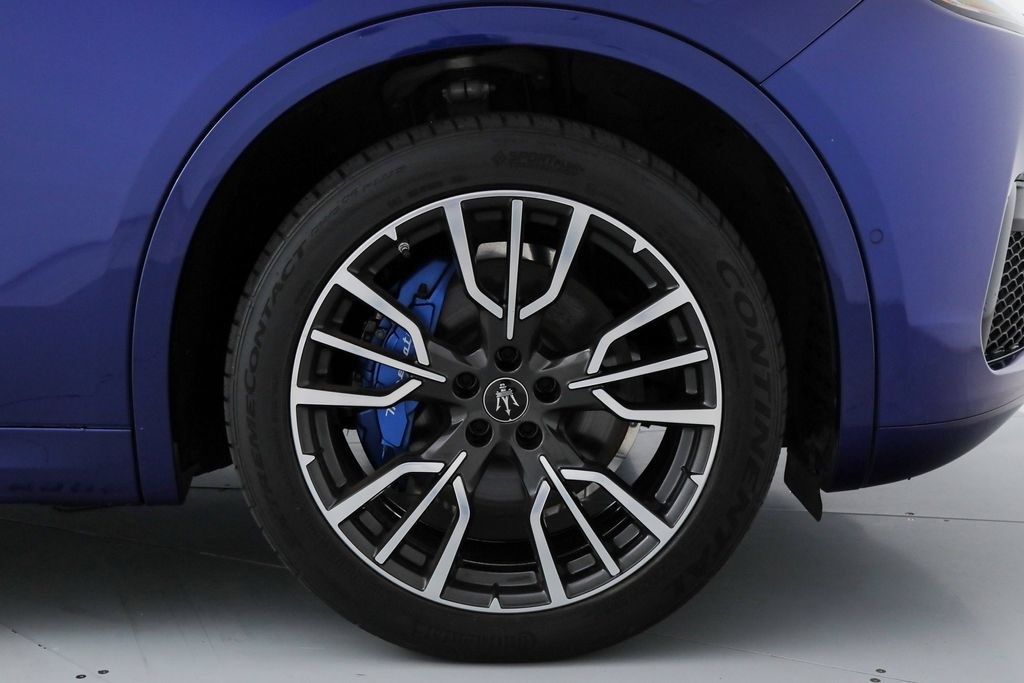 Certified 2023 Maserati Grecale GT AWD/4WD image 20