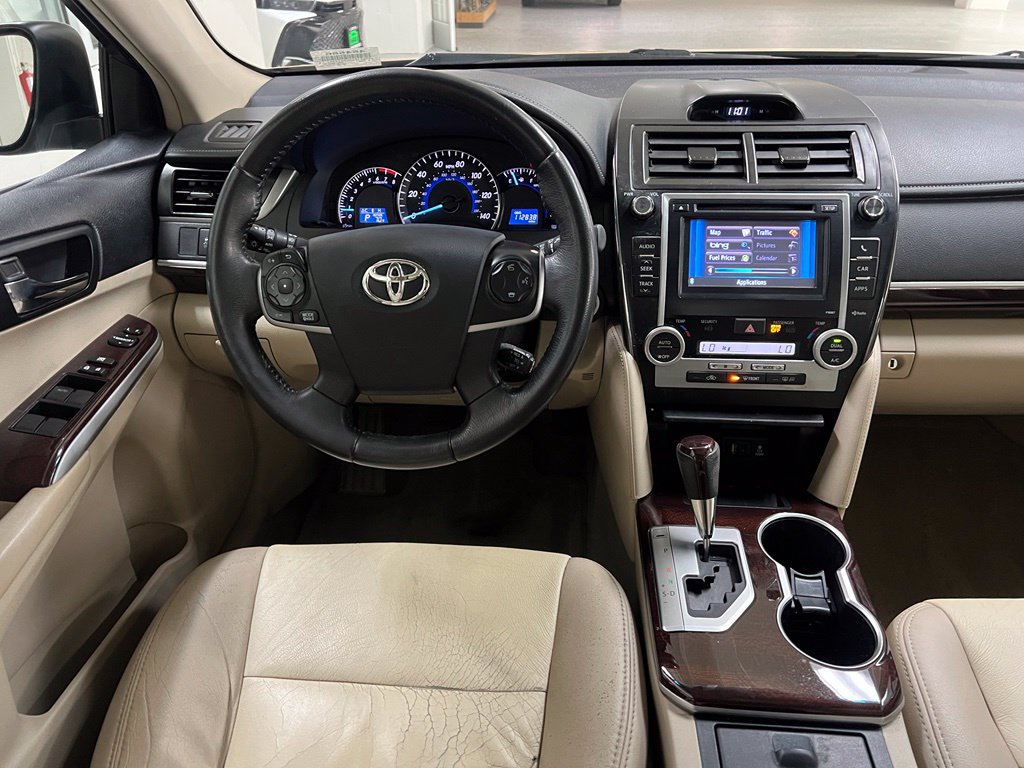 Used 2012 Toyota Camry XLE w/ Convenience Pkg FWD image 32