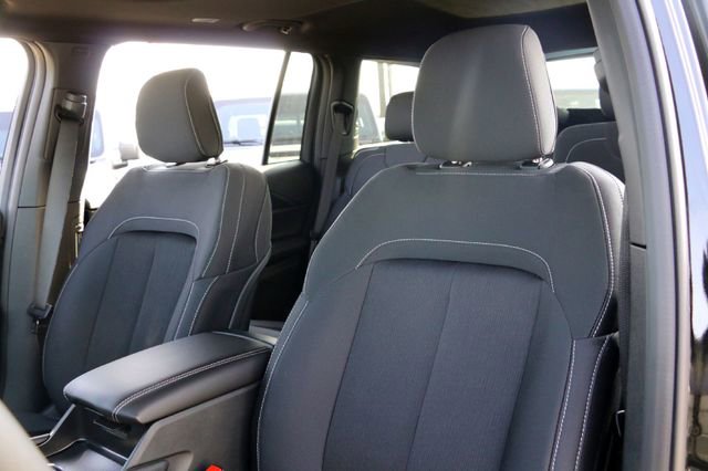 New 2025 Jeep Grand Cherokee L Laredo w/ Luxury Tech Group I RWD image 10