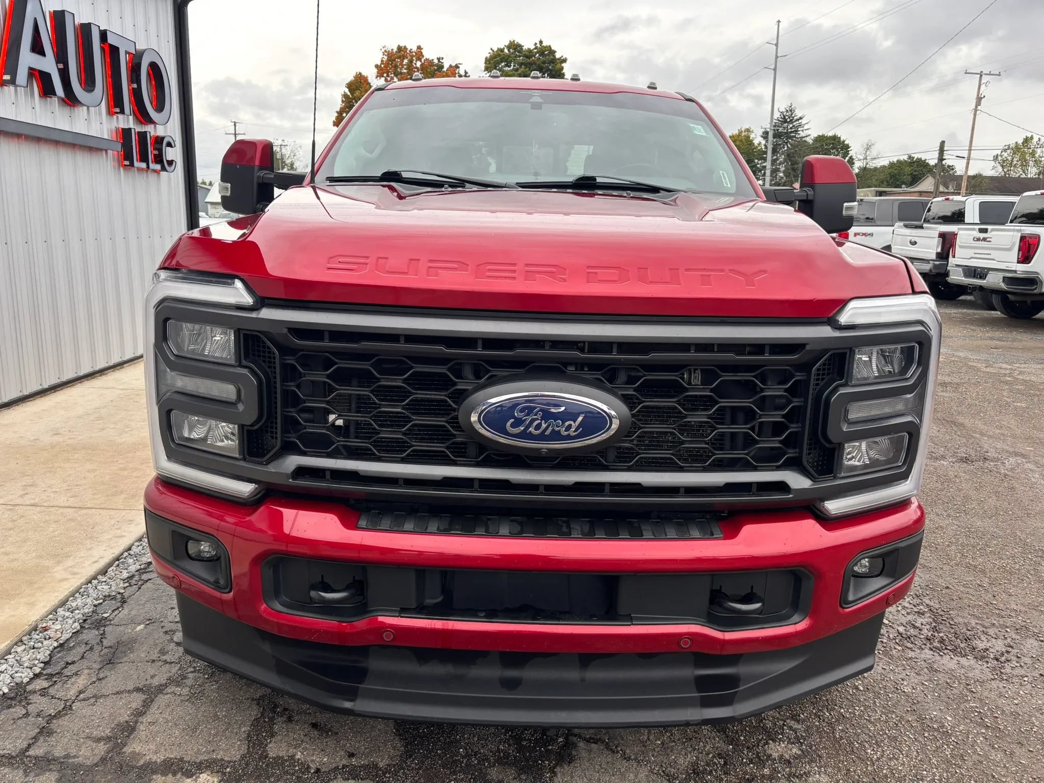 Used 2023 Ford F250 Lariat w/ Sport Appearance Package AWD/4WD image 13