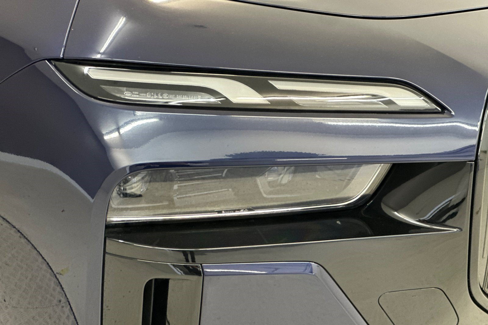 Certified 2023 BMW 740i RWD image 12