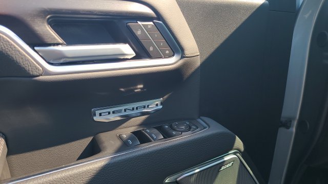 New 2026 GMC Sierra 1500 Denali w/ Technology Package AWD/4WD image 10