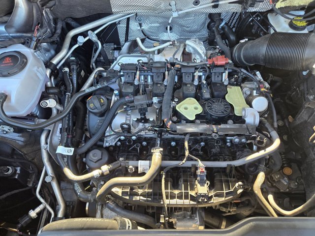 Used 2024 Volkswagen Atlas SE image 31