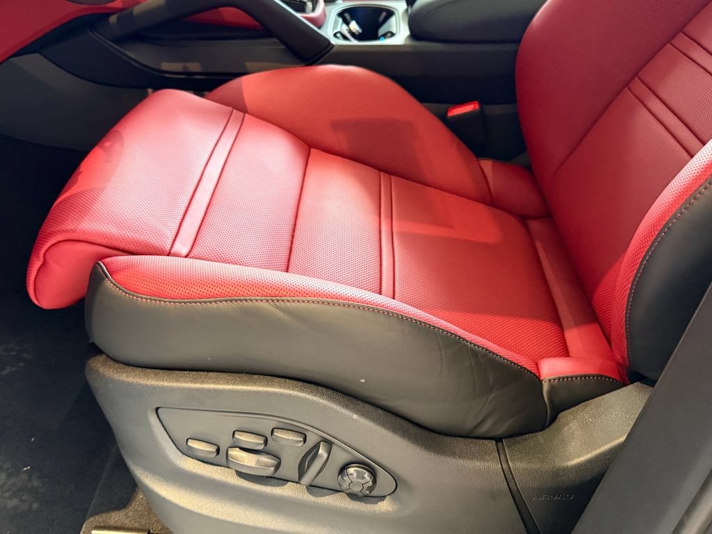 New 2026 Porsche Cayenne S AWD/4WD image 27