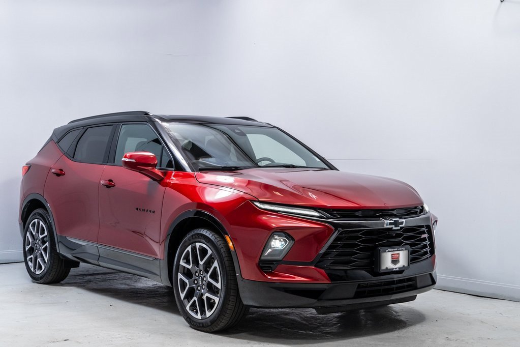 Used 2025 Chevrolet Blazer RS w/ Driver Confidence II Package image 9
