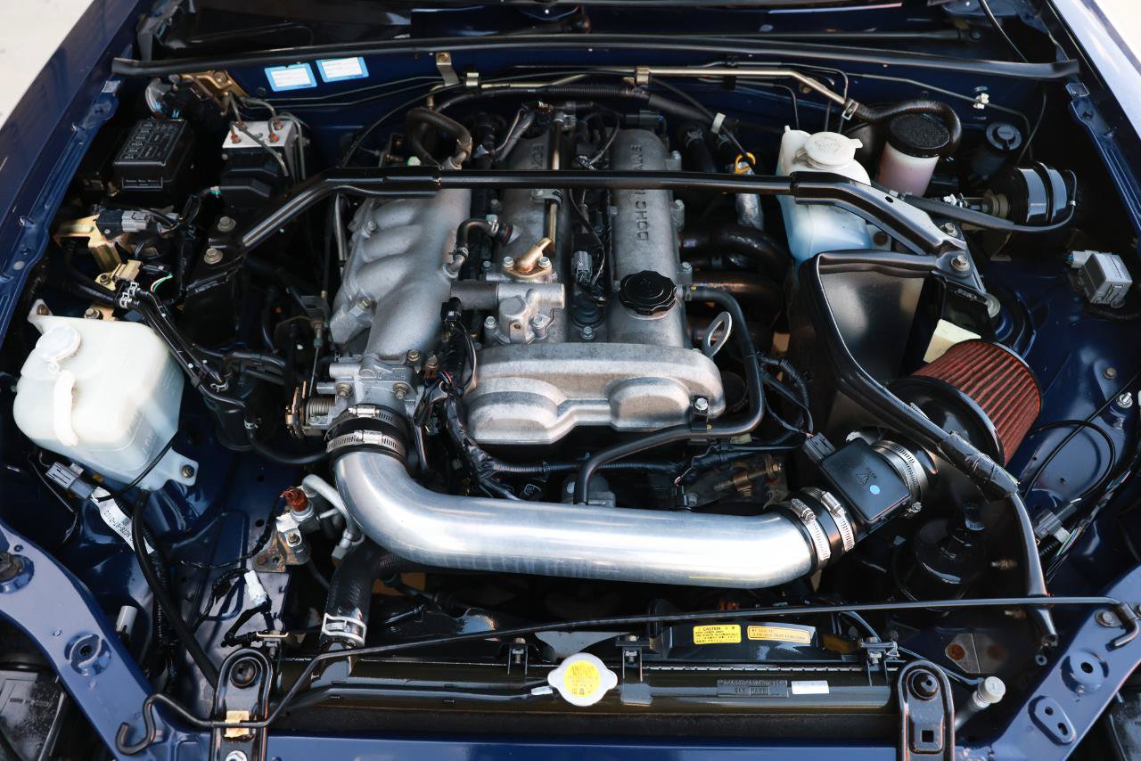 Used 2002 MAZDA MX-5 Miata RWD image 19