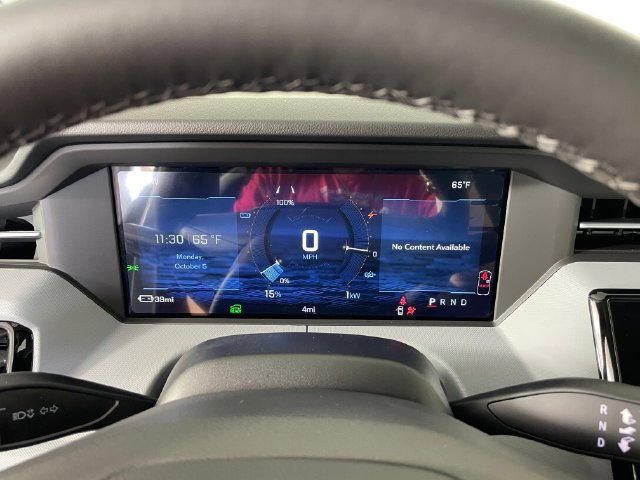 New 2027 Chevrolet Bolt LT w/ Comfort Package FWD image 4