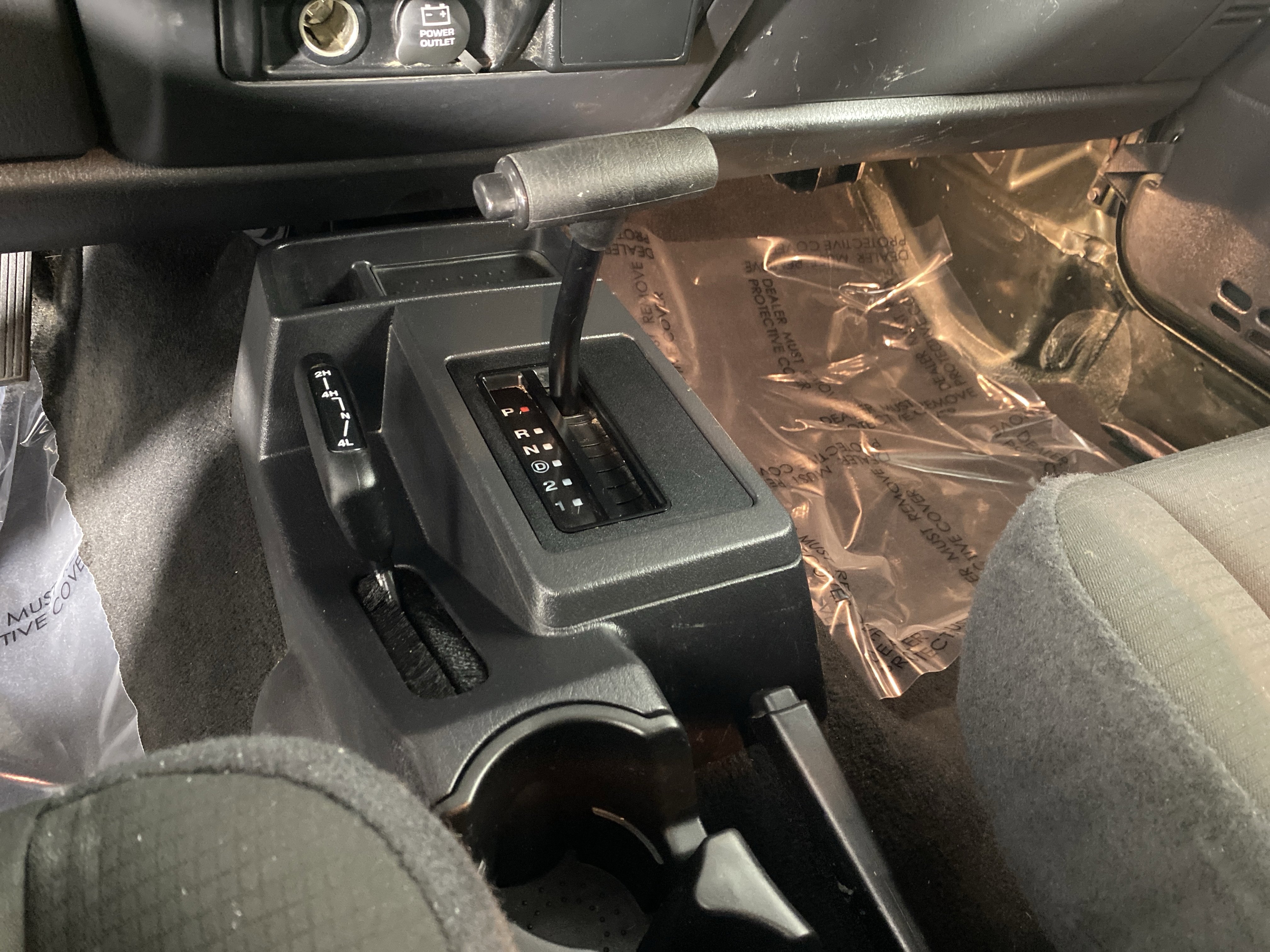 Used 2006 Jeep Wrangler X w/ Tire & Wheel Group (Ecco) AWD/4WD image 22