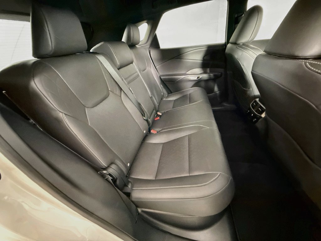 Used 2026 Lexus RX 350 Premium Plus w/ Accessory Package (Z1) FWD image 28
