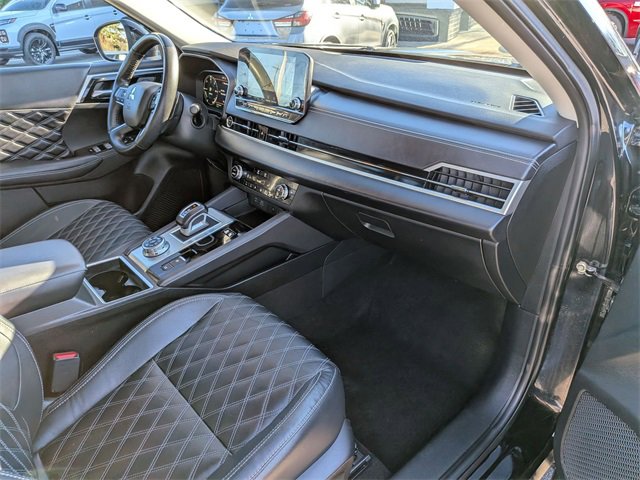 Used 2023 Mitsubishi Outlander SEL image 37