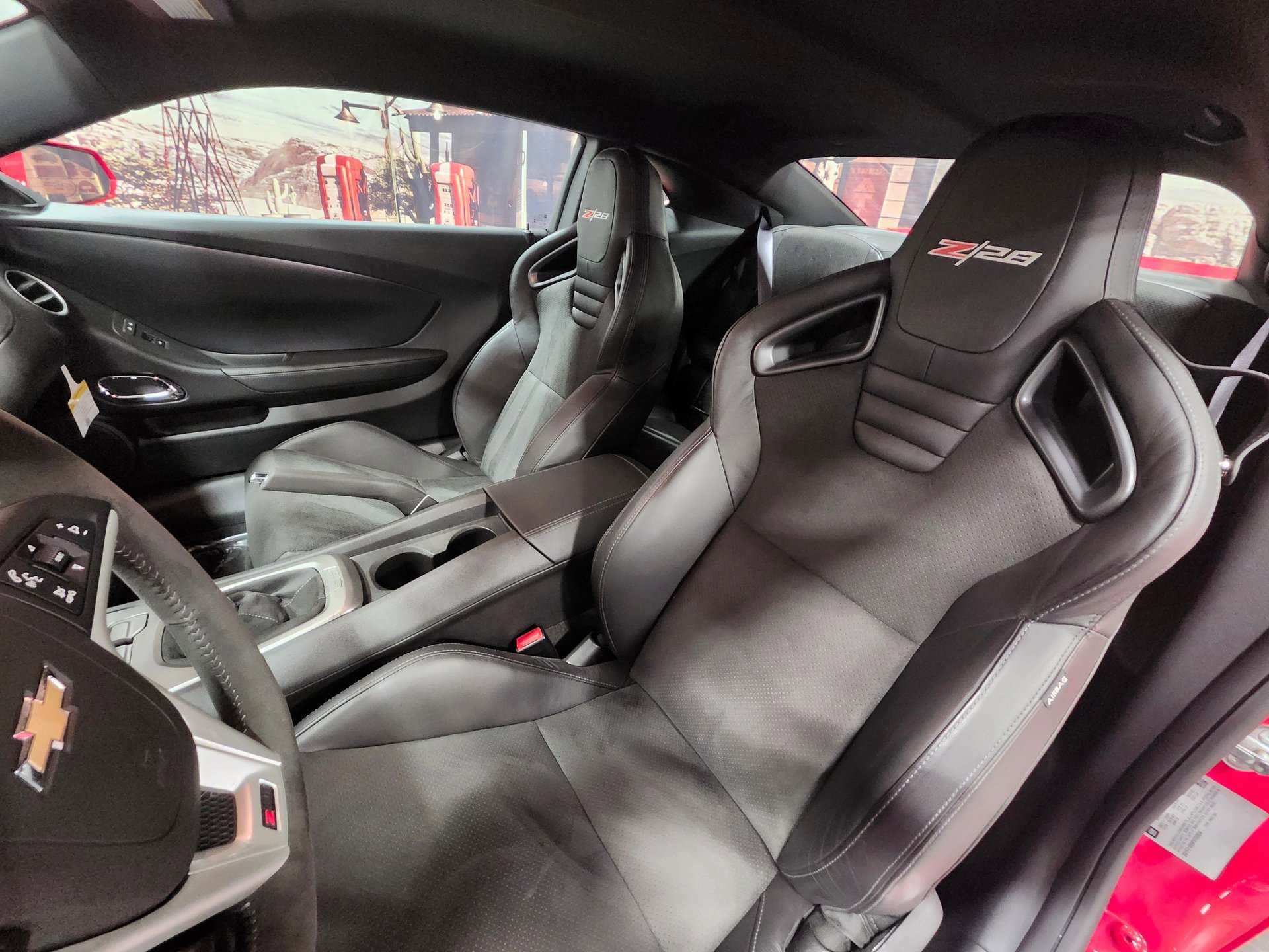 Used 2015 Chevrolet Camaro Z/28 RWD image 23
