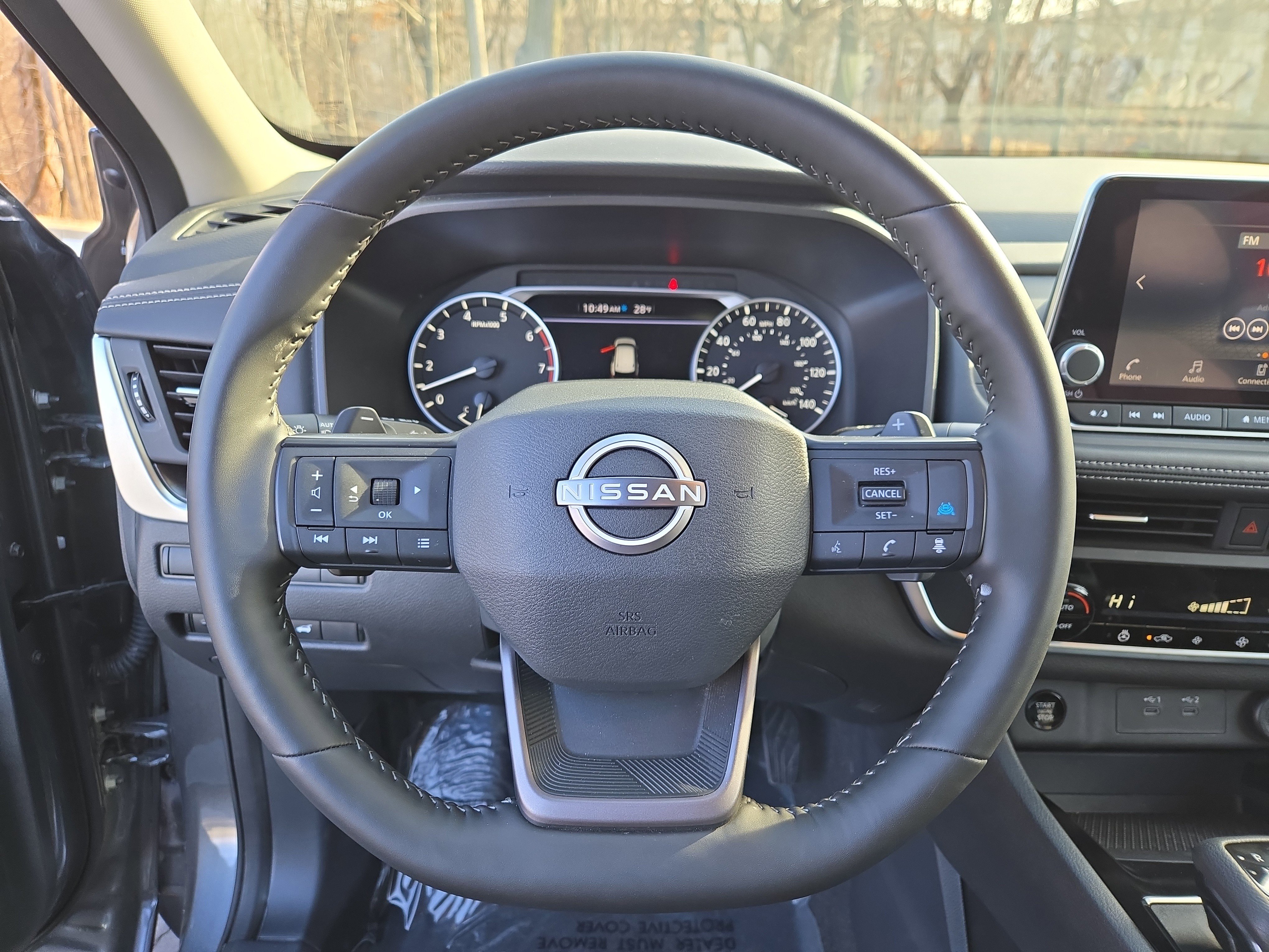 Certified 2025 Nissan Rogue SV w/ SV Premium Package image 18