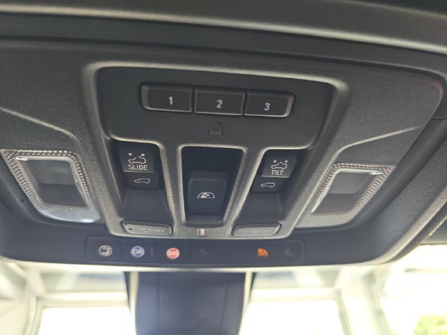 Certified 2022 Chevrolet Silverado 3500 High Country AWD/4WD image 23