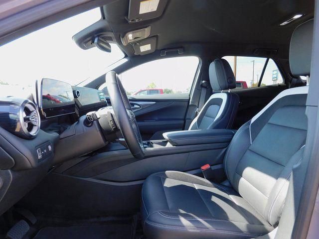 New 2025 Chevrolet Blazer EV LT image 15