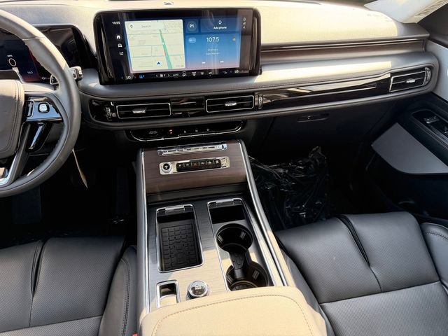 New 2025 Lincoln Aviator Reserve w/ Equipment Group 201A image 20