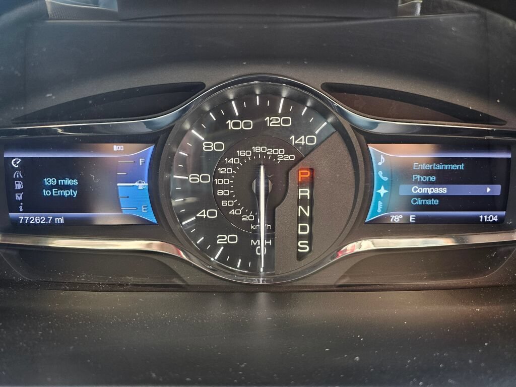 Used 2013 Lincoln MKX FWD image 22