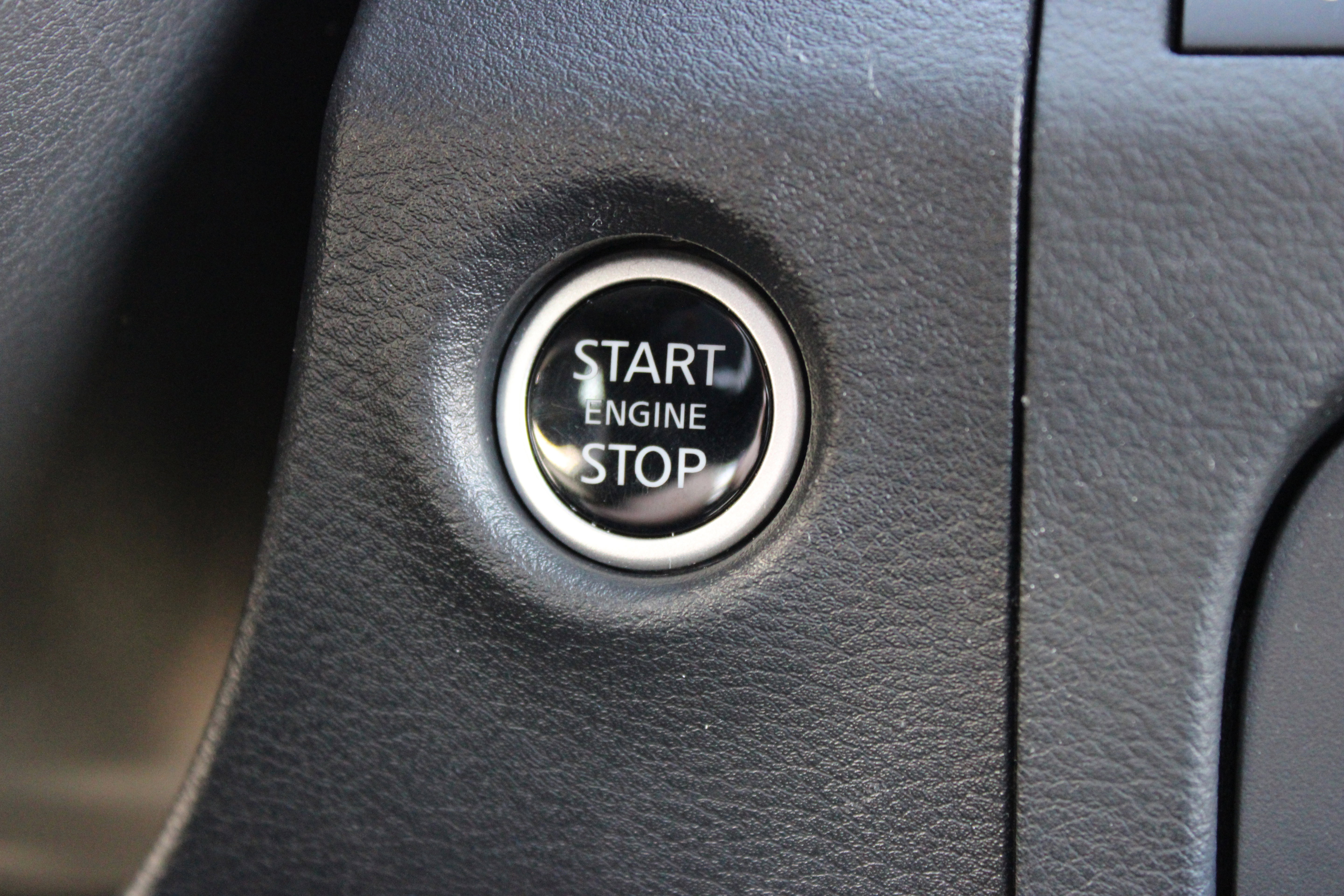 Certified 2025 Nissan Frontier PRO-4X w/ Pro Premium Package image 18