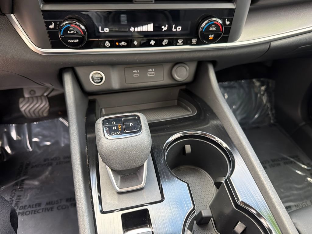 Certified 2023 Nissan Rogue SV w/ SV Premium B Package image 30