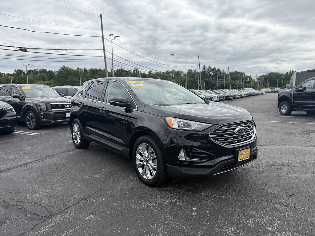 Certified 2022 Ford Edge Titanium AWD/4WD image 10