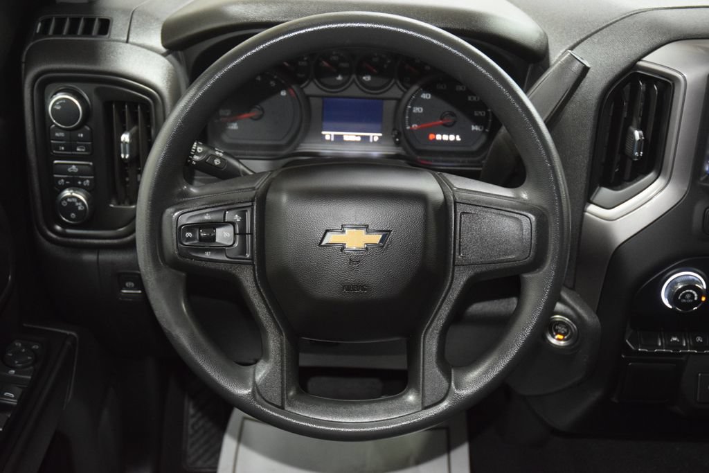 Used 2023 Chevrolet Silverado 1500 Custom AWD/4WD image 33