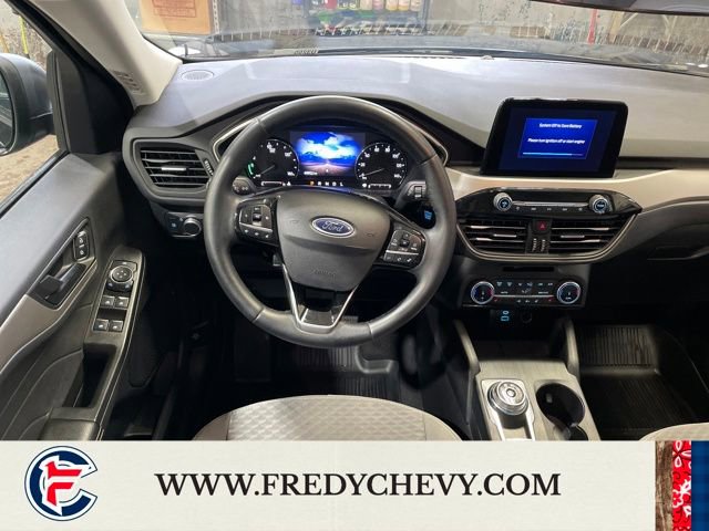 Used 2022 Ford Escape SE w/ Cold Weather Package image 13